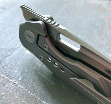 Bestech Knives Titan Nyxie