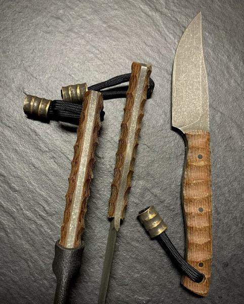 Semi Custom Knife Heidi Blacksmith mit Micarta und Bead