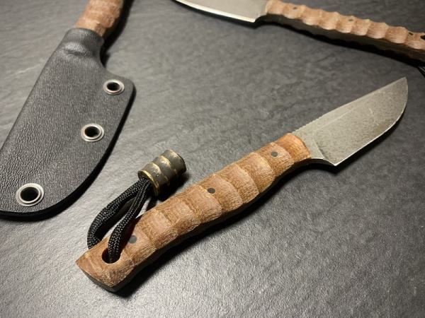 Semi Custom Knife Heidi Blacksmith mit Micarta und Bead