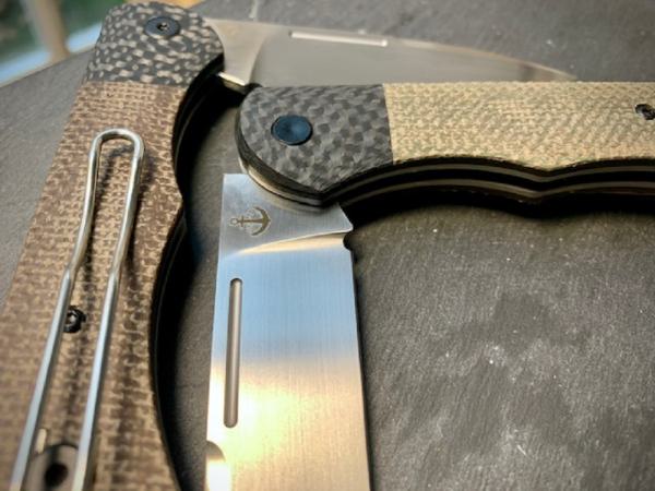 Tuya Knife CF/Micarta Tortuga